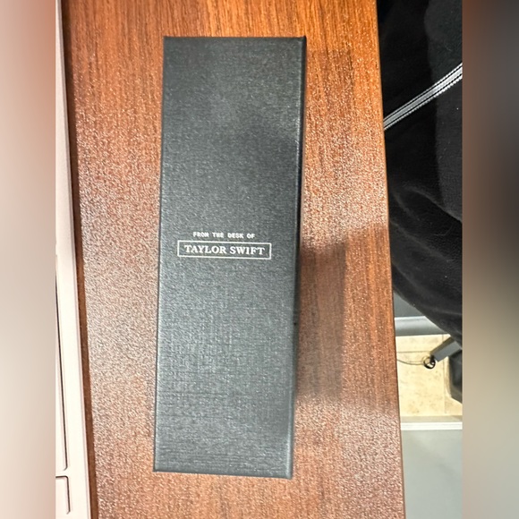 Taylor Swift The tortured poets department fountain pen - Picture 5 of 5